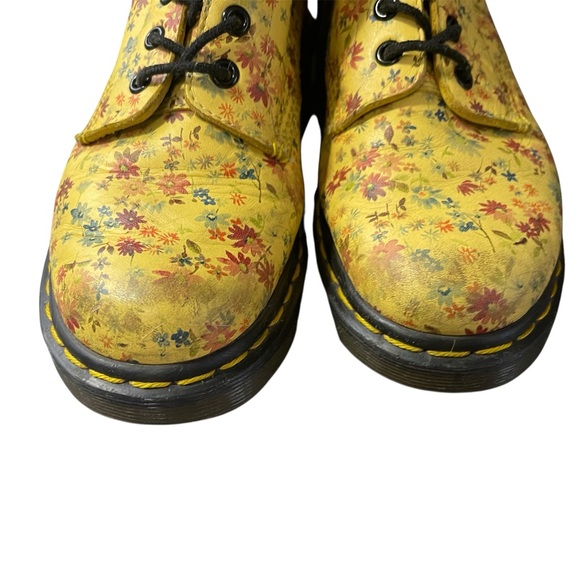 Dr. Martens 1460 Lace Up Leather Boots Ditzy Floral In Acid Wash Yellow, Size 7 - Picture 6 of 10